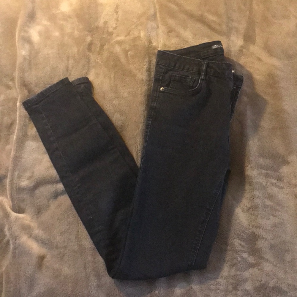 Trafaluc Black denim jeans!